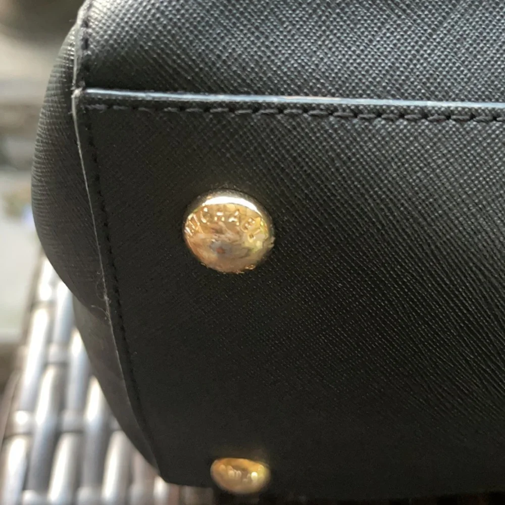 Michael Kors jet set tote